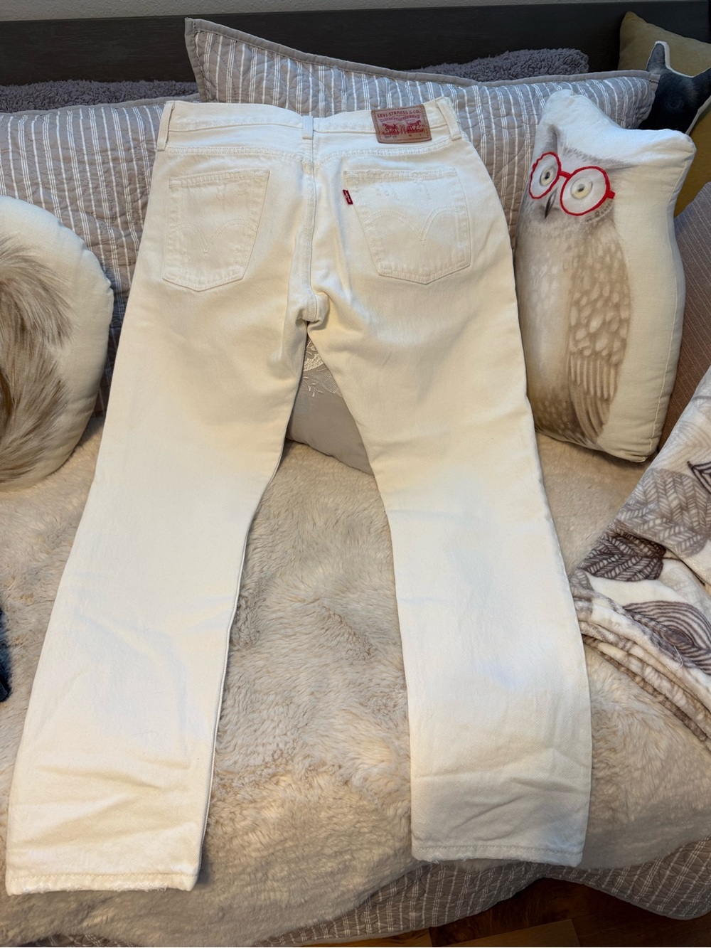 Levi's Women's 501CT Straight-Leg White Jeans - Classic Five-Pocket, button fly.